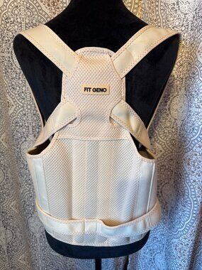Fit Geno Adjustable Beige Posture Corrector Back Support Belt